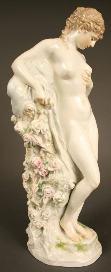 Important Meissen female nude porcelain by Walter Schott.