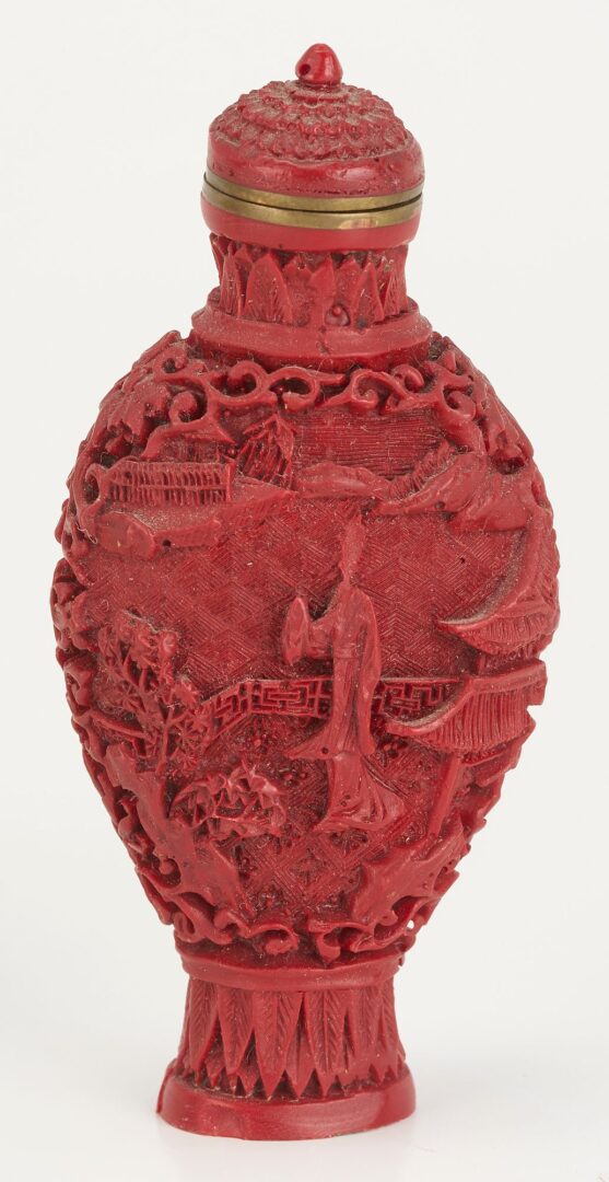 Lot 1000: 3 Asian Snuff Bottles incl. Portraits