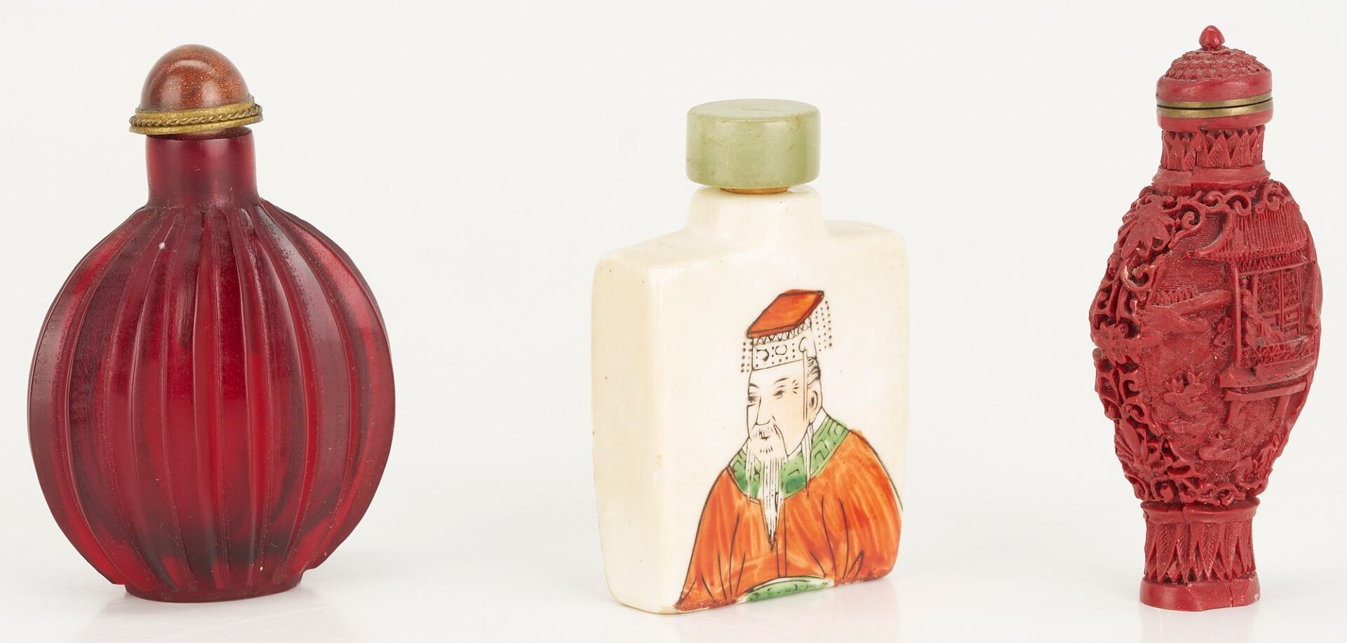 Lot 1000: 3 Asian Snuff Bottles incl. Portraits