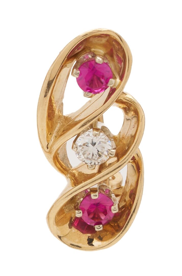 Lot 1023: 2 14K Gold, Ruby, & Diamond Brooches