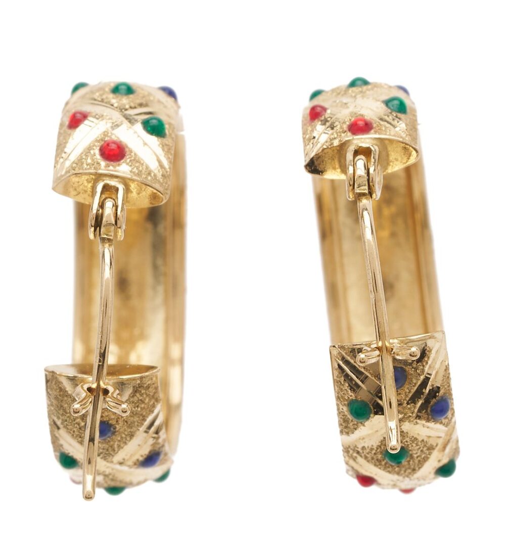 Lot 1037: 10K Gold & Enameled Bracelet, Earrings, & Pendant Bead
