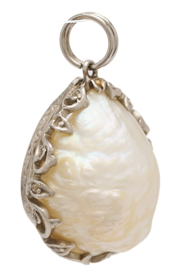 Lot 1041: Platinum Watch & Pearl Pendant