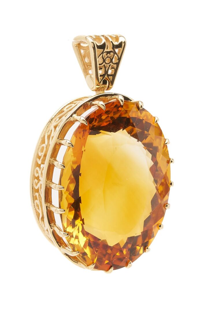 Lot 1047: 14K Gold & Citrine Pendant