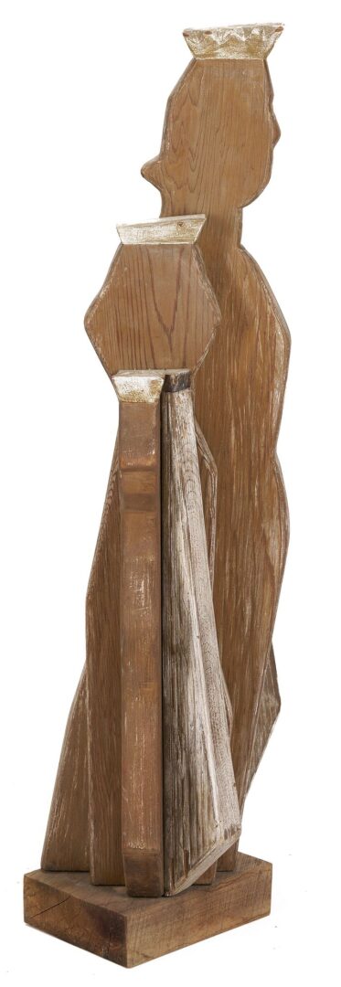Lot 1071: Meyer Wolfe Carved Wood Sculpture, Crowned Figures