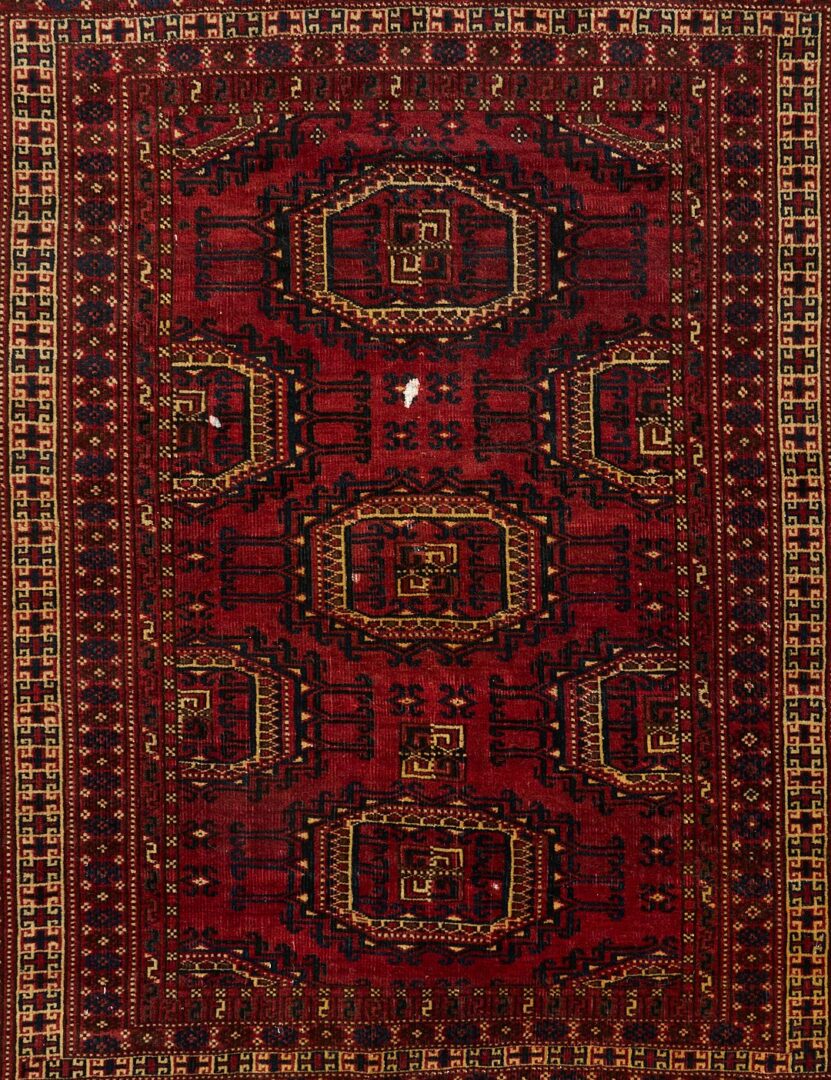 Lot 1096: Antique Turkmen Saryk Rug