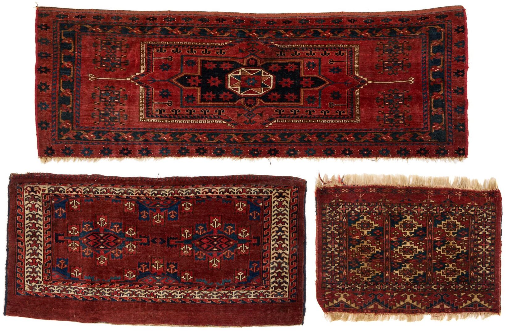 Lot 1102: 3 Antique Tekke Turkmen Bags