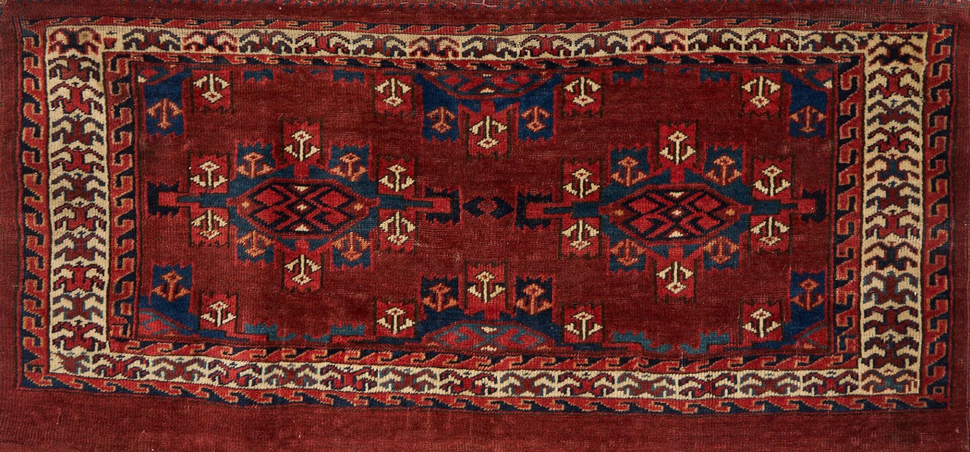 Lot 1102: 3 Antique Tekke Turkmen Bags