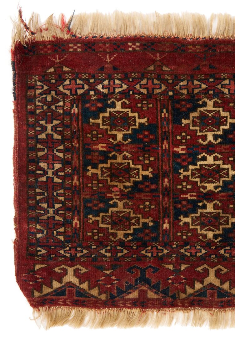 Lot 1102: 3 Antique Tekke Turkmen Bags