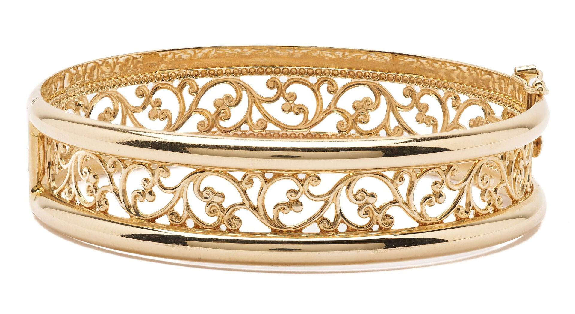 Lot 1116: 14K Gold Diamond Foliate Cut Bangle Bracelet