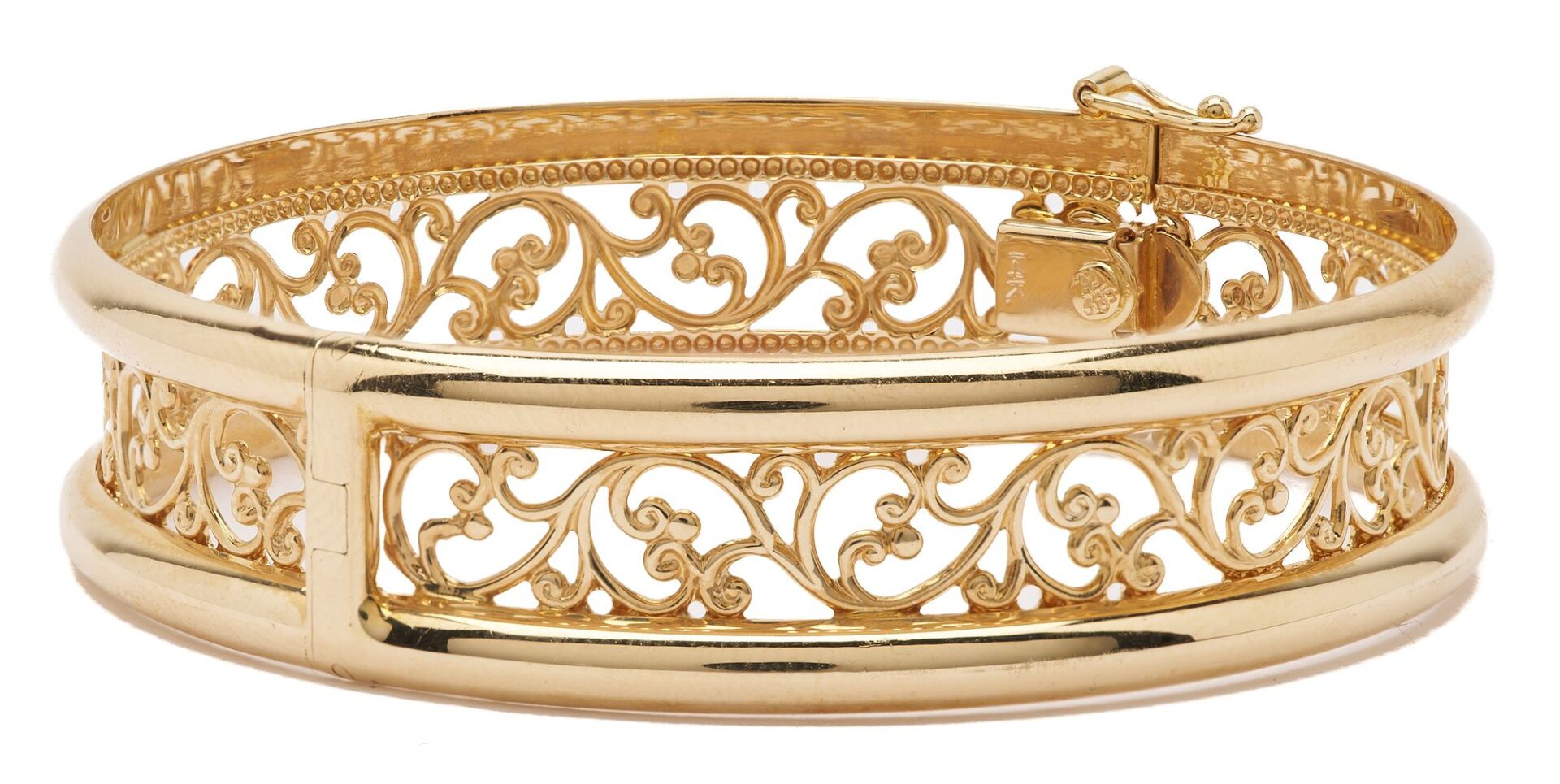 Lot 1116: 14K Gold Diamond Foliate Cut Bangle Bracelet