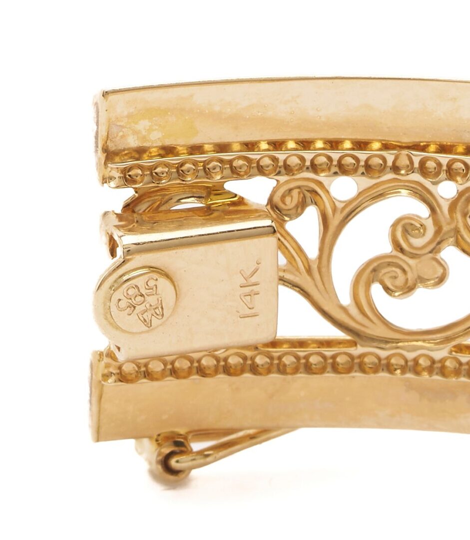 Lot 1116: 14K Gold Diamond Foliate Cut Bangle Bracelet