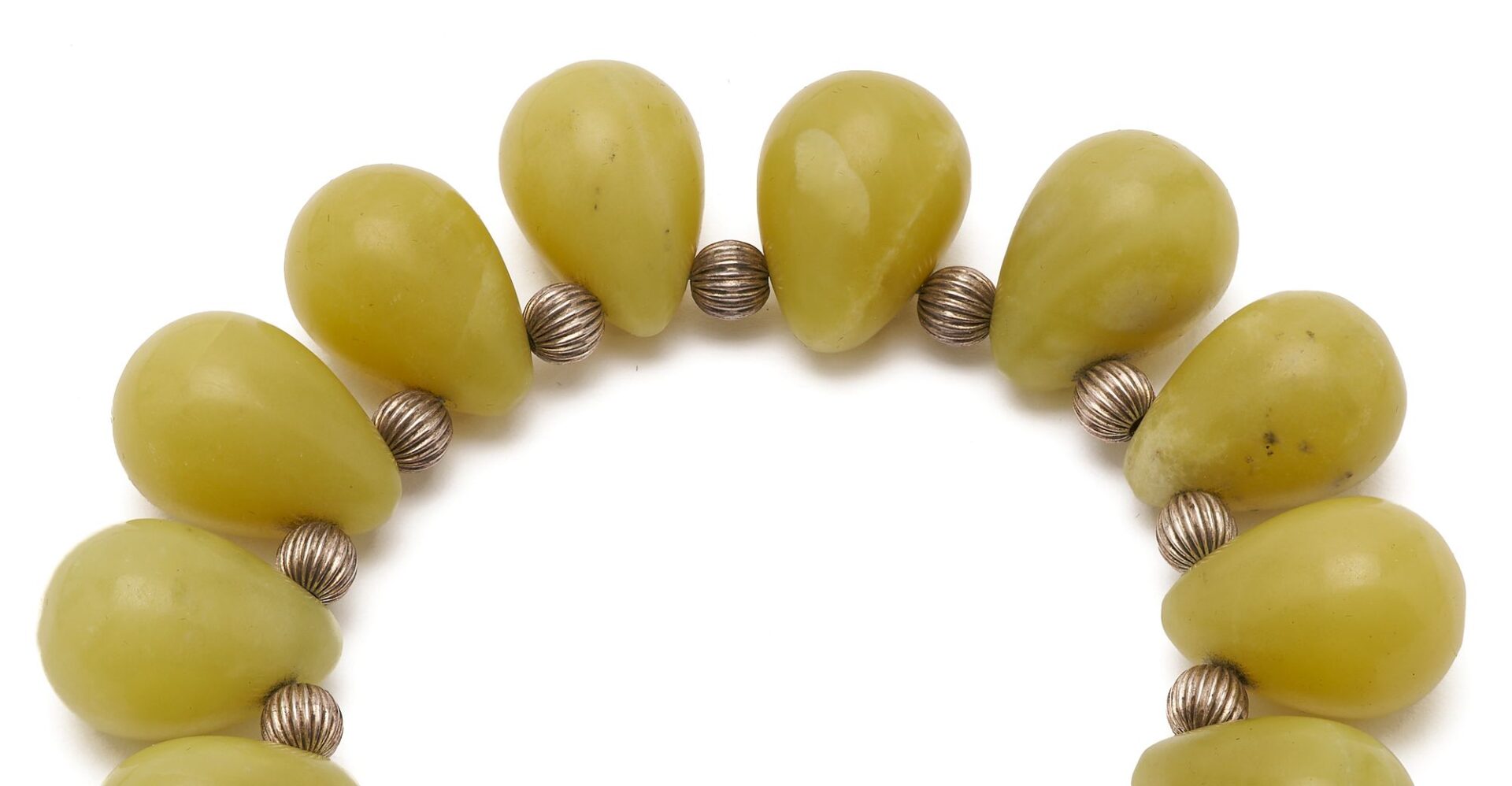 Lot 1138: Coral Necklace & Agate Bracelet