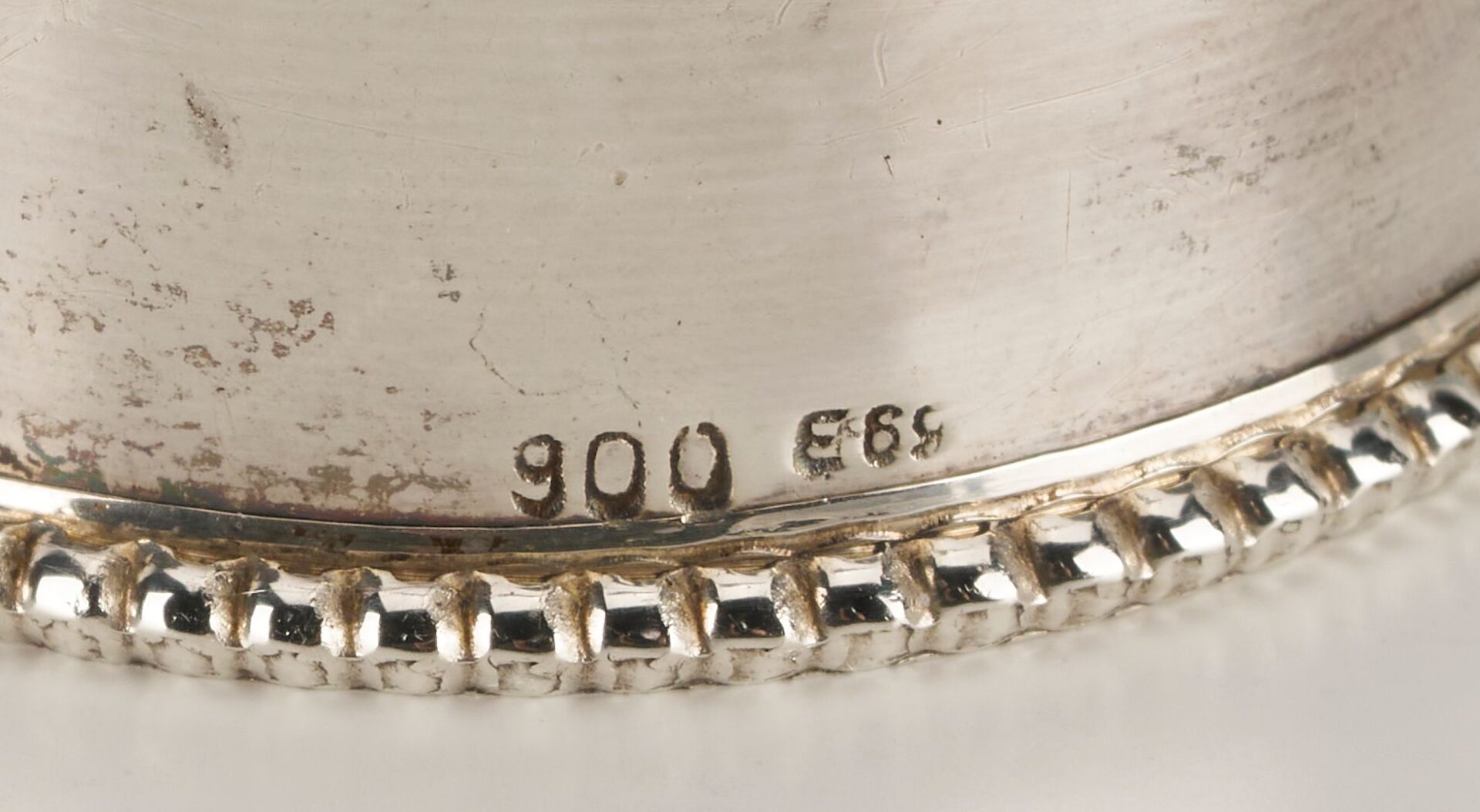 Lot 1142: 16 pcs Silver Including Sterling Liquor Cups