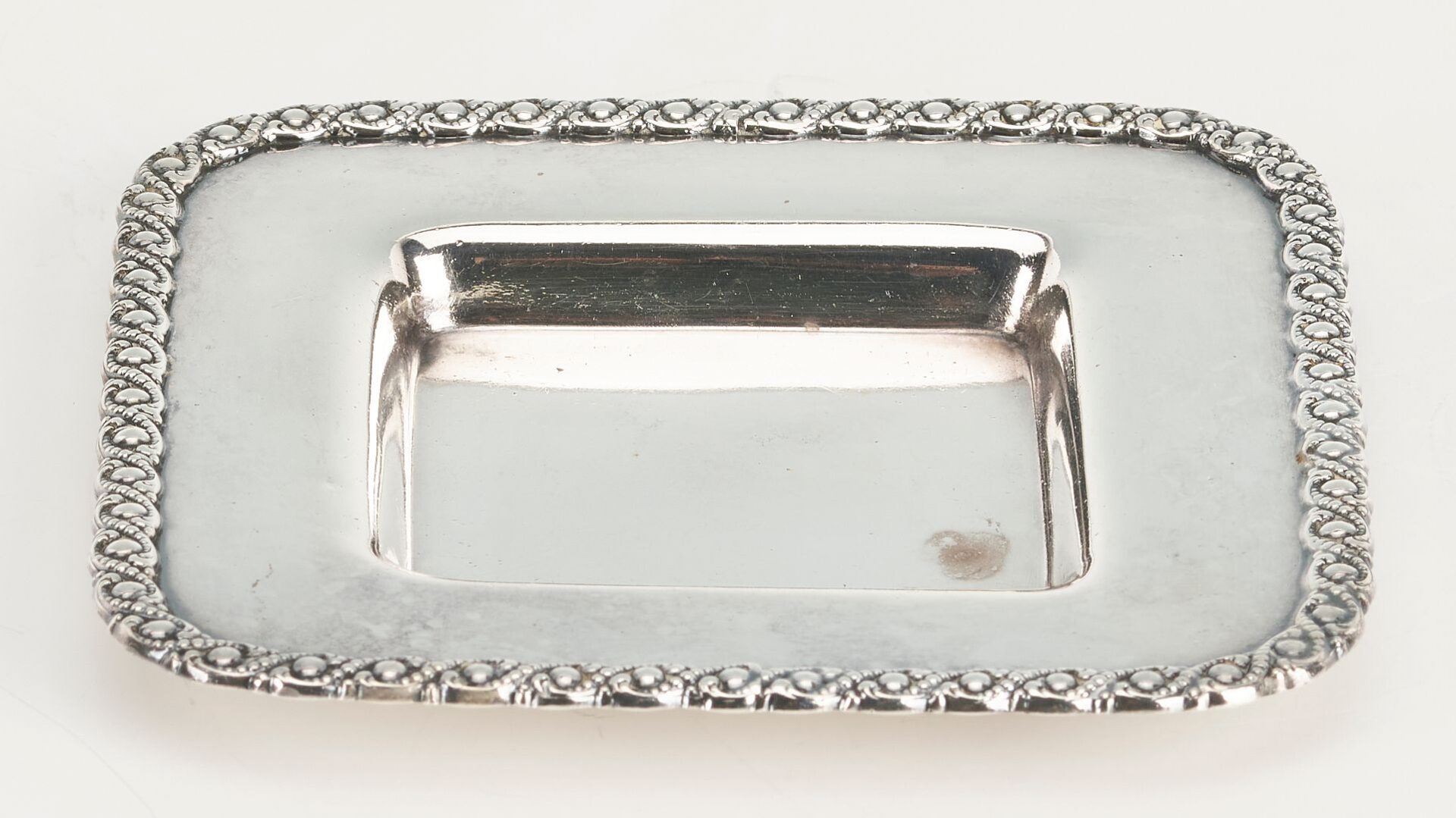 Lot 1142: 16 pcs Silver Including Sterling Liquor Cups