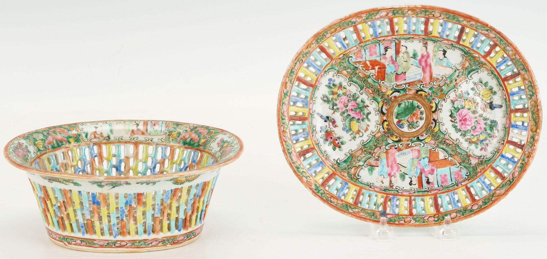 Lot 18: Chinese Export Porcelain Bulb Vase & Chestnut Basket with Underplate