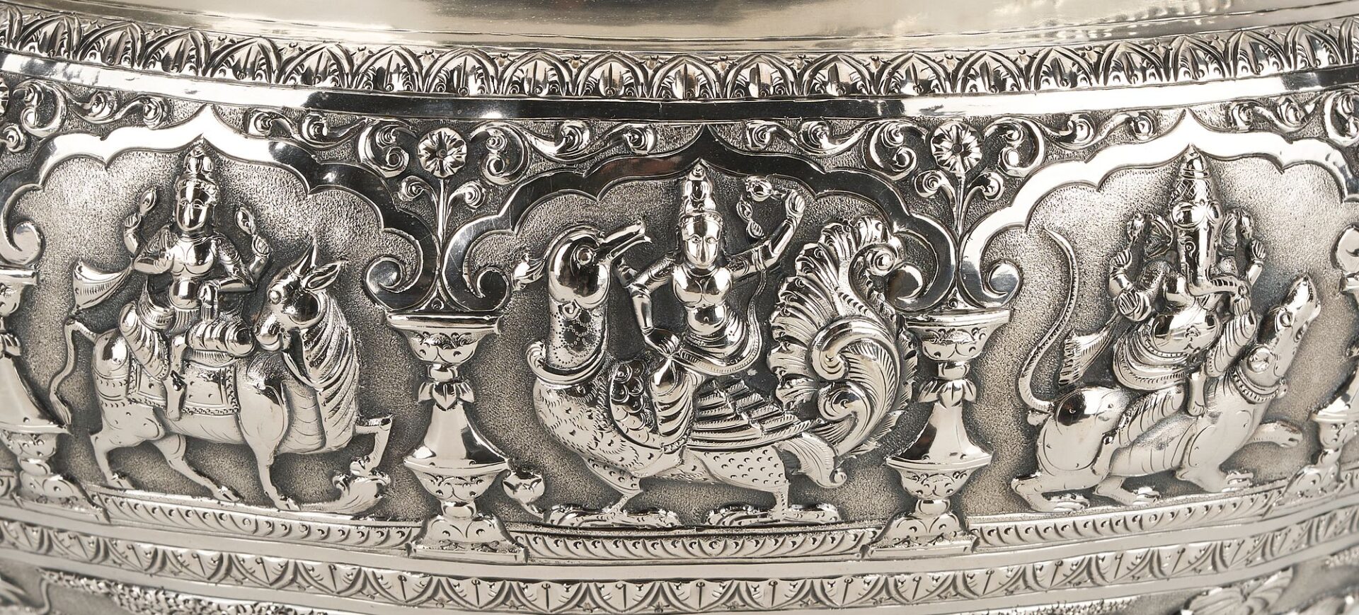 Lot 1: Southeast Asian Gilt Silver Urn or Trophy