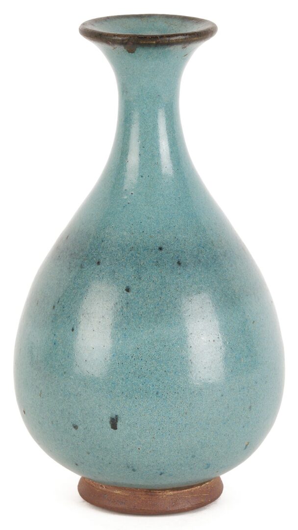 Lot 20: Chinese Blue Glazed Jun Ware Vase