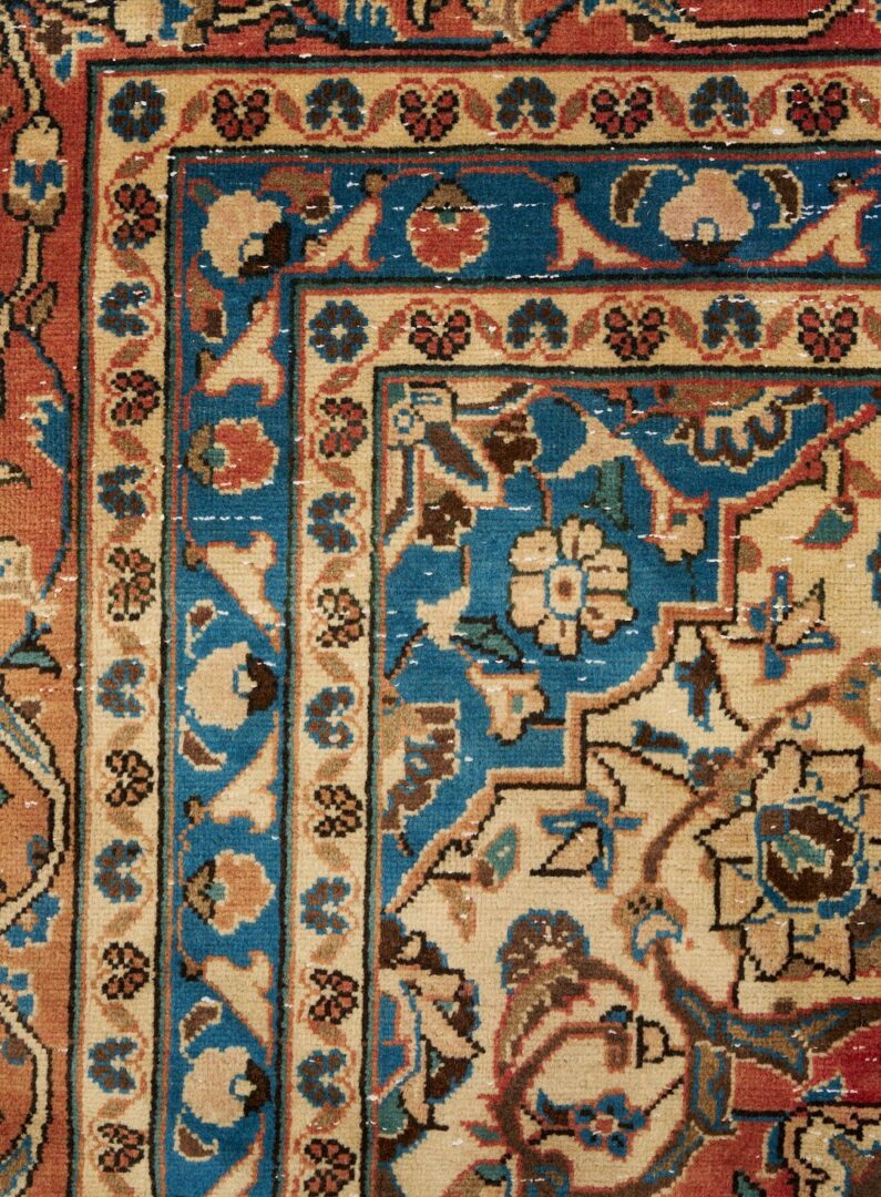 Lot 239: Persian Kashan Carpet, 13 ft. x 9 ft.