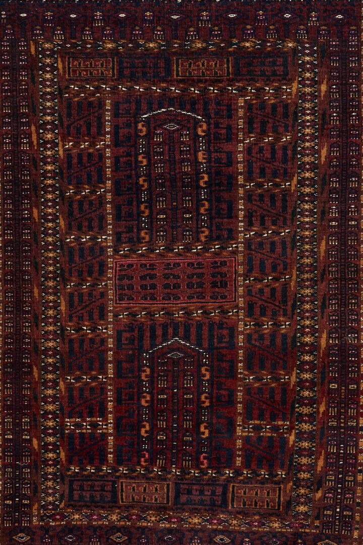 Lot 248: Antique Saryk Turkoman Ensi Prayer Rug