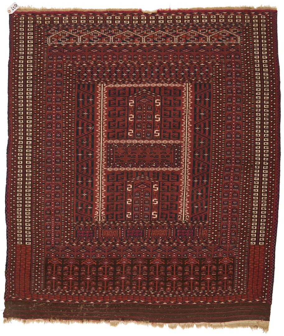 Lot 249: Antique Saryk Turkoman Ensi Prayer Rug