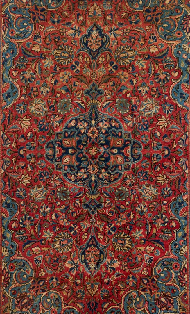 Lot 252: Persian Kashan Medallion Rug, 5 ft x 3.5 ft