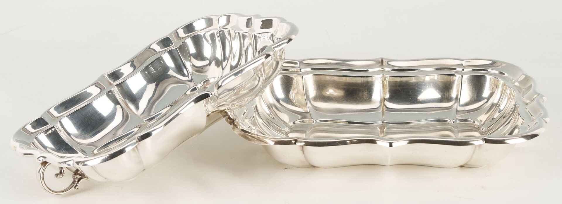 Lot 286: Reed & Barton Sterling Vegetable Dish & Cover