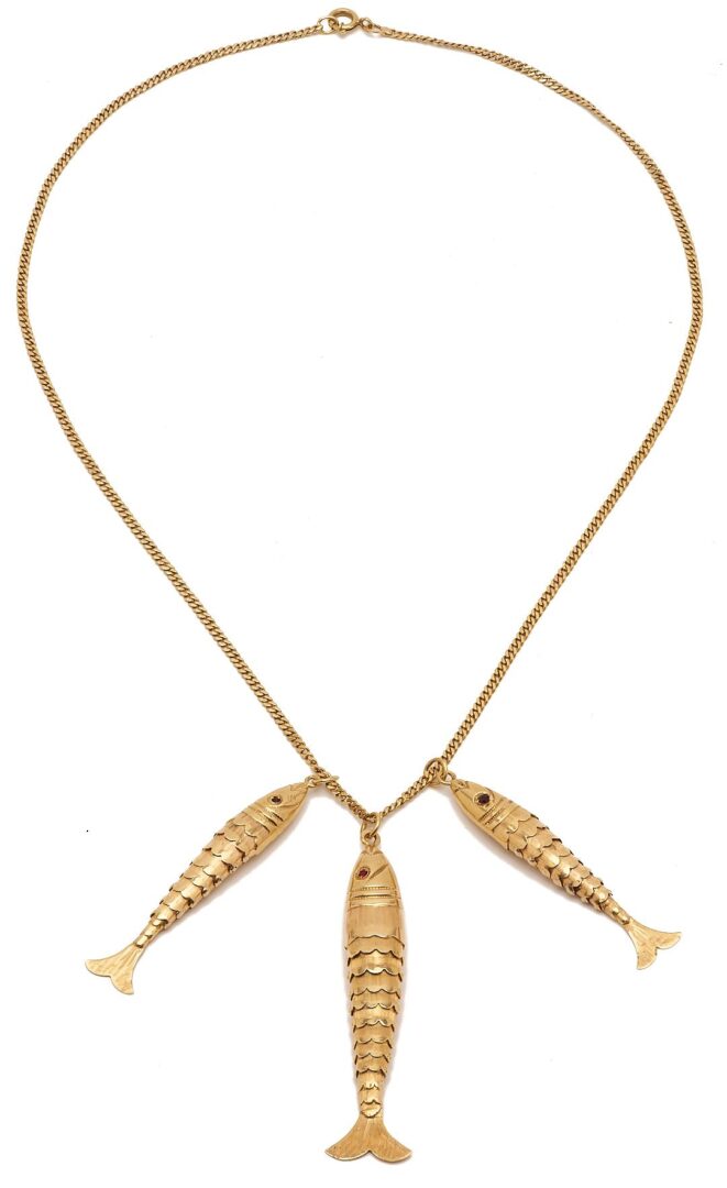 Lot 318: 18K Gold & Ruby Fish Necklace