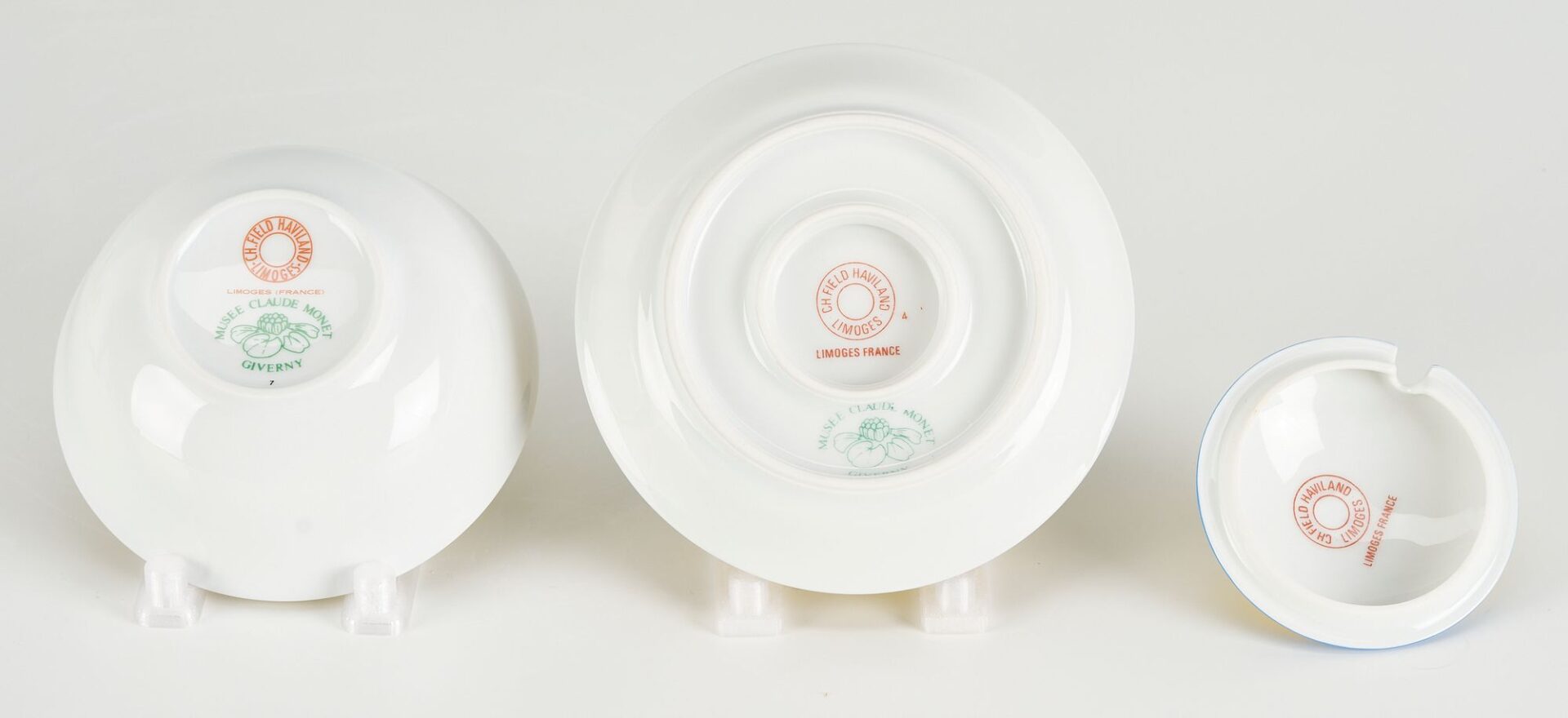 Lot 339: 75 Pcs. Haviland Musee Monet Pattern Porcelain Dinnerware