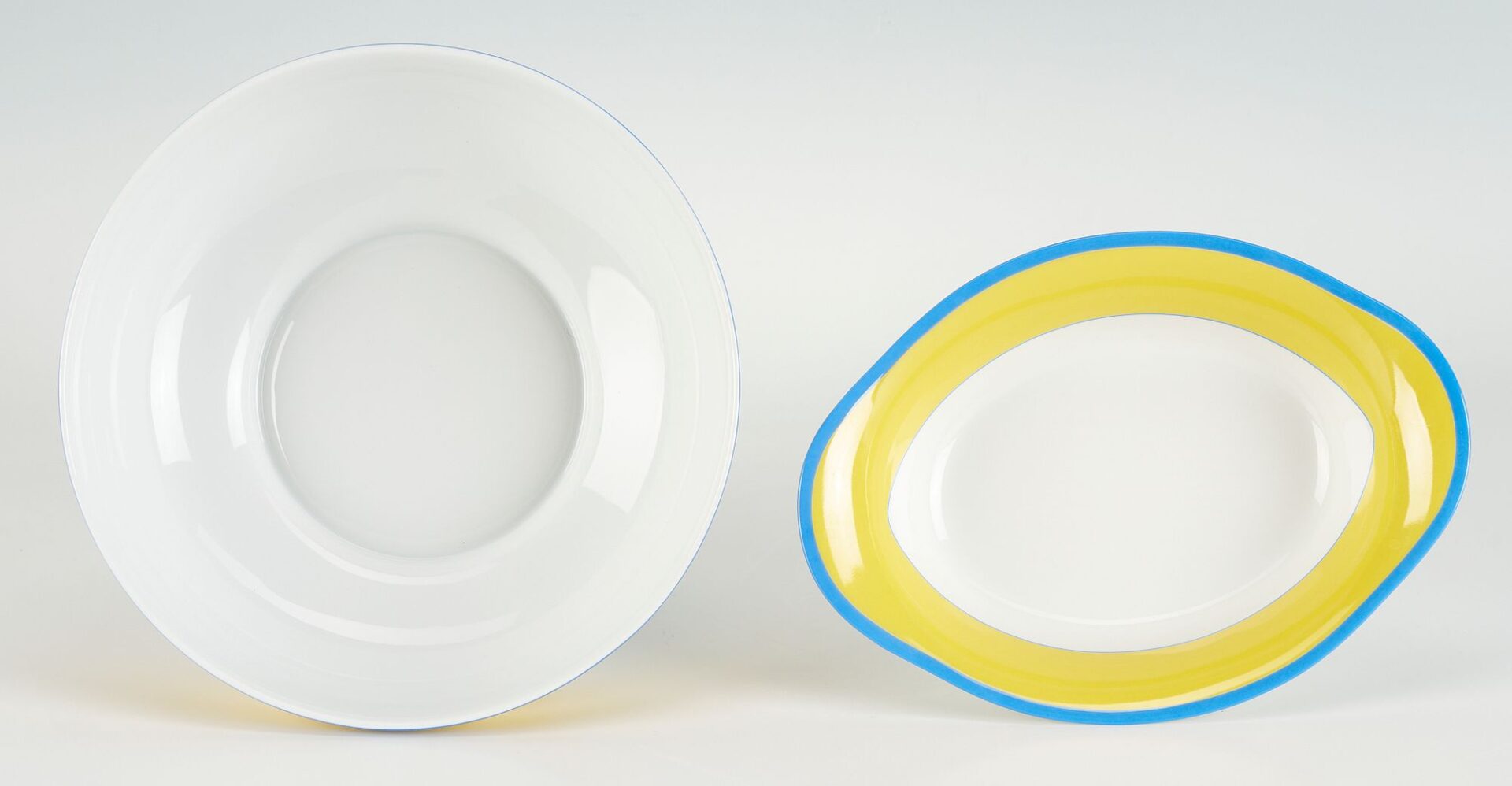 Lot 339: 75 Pcs. Haviland Musee Monet Pattern Porcelain Dinnerware