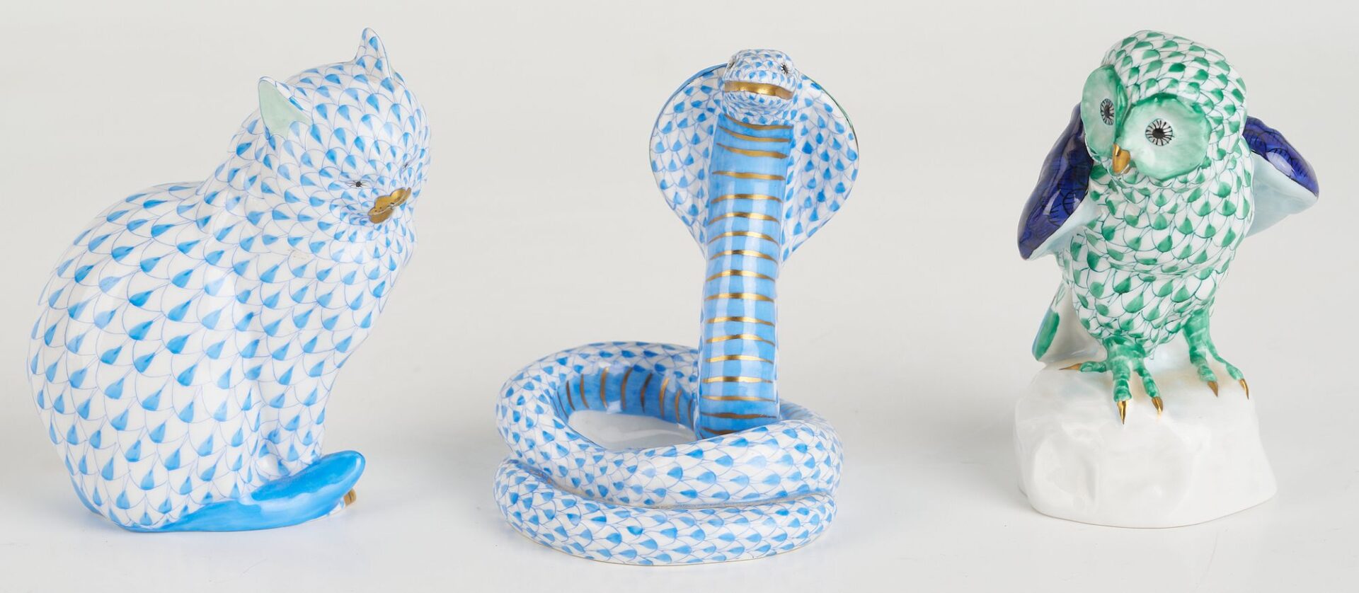 Lot 341: 6 Herend Fishnet Porcelain Animal Figures