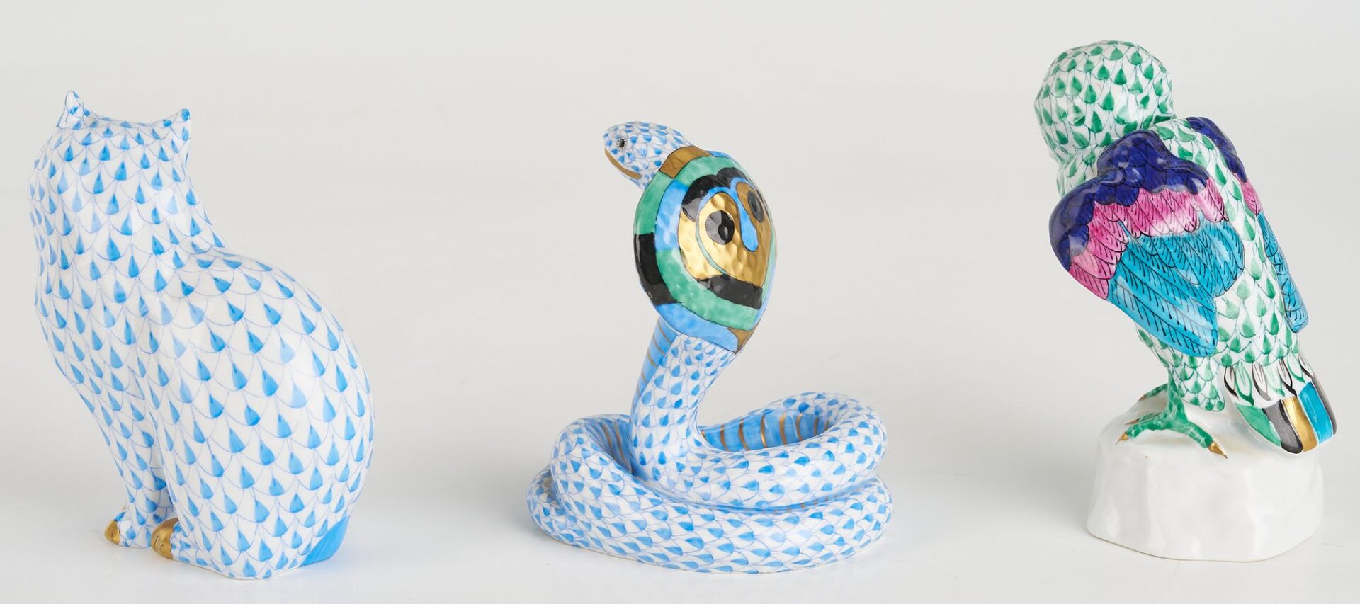Lot 341: 6 Herend Fishnet Porcelain Animal Figures