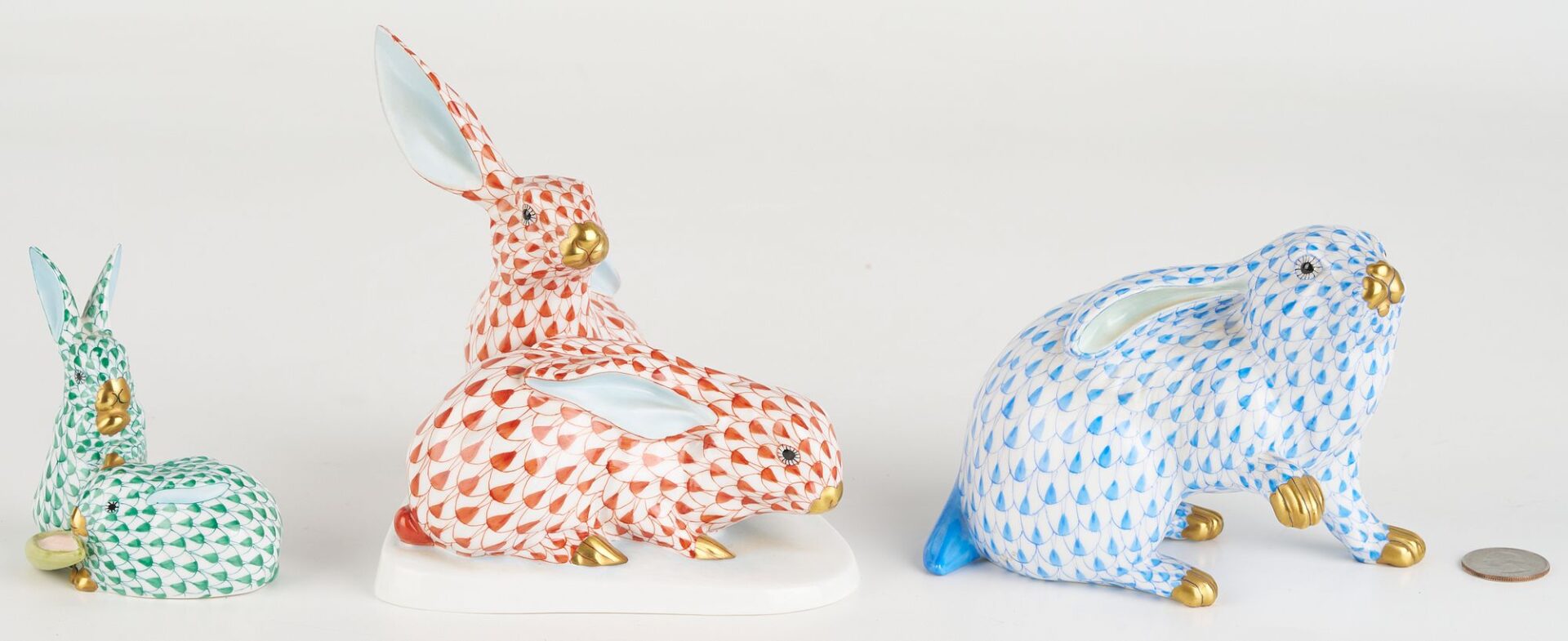 Lot 342: 3 Herend Porcelain Fishnet Rabbits