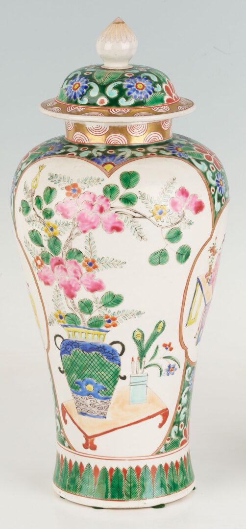 Lot 346: Pair Samson Chinese Style Covered Vases