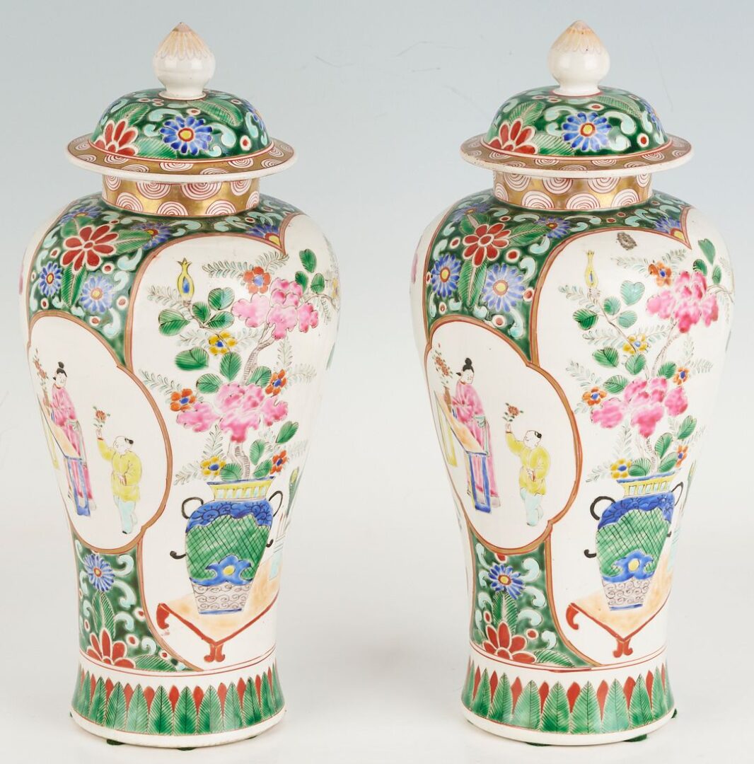 Lot 346: Pair Samson Chinese Style Covered Vases