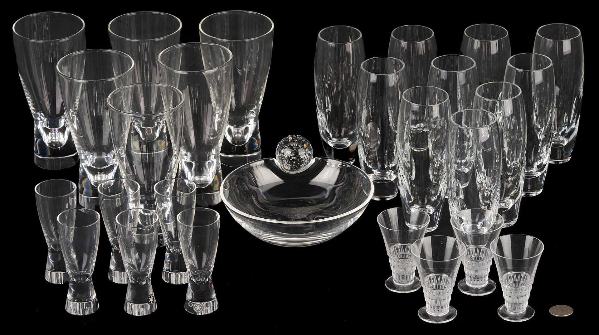 Lot 354: 27 Pcs. of Steuben and Lalique Glassware