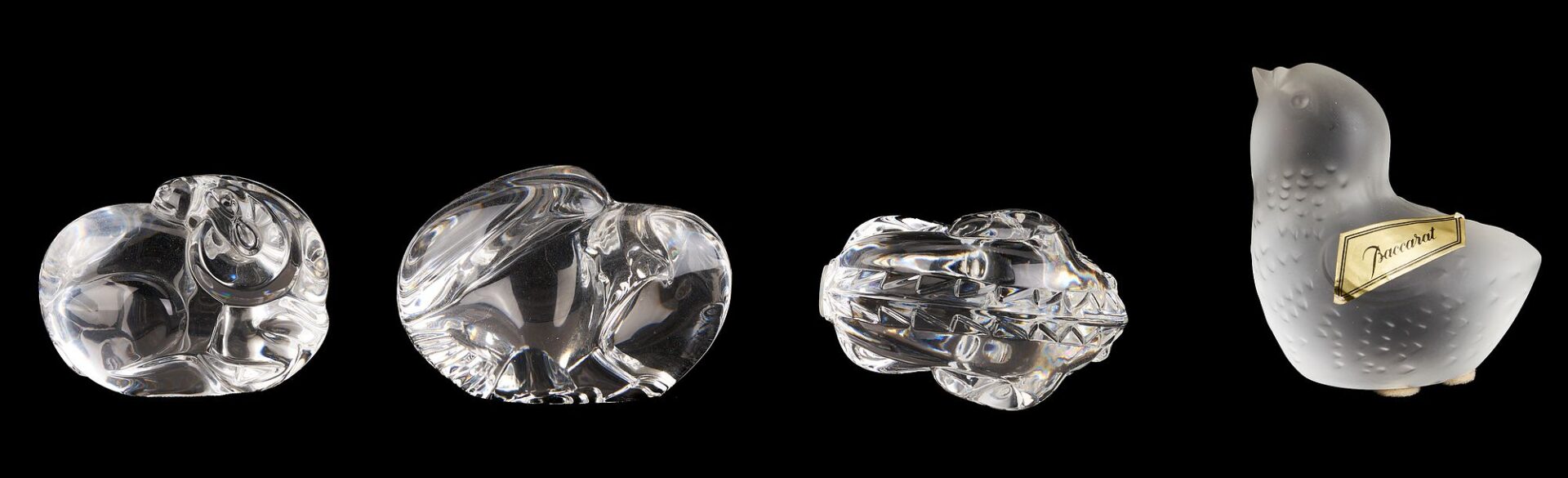 Lot 355: 8 Crystal Animal Figurines, incl. Baccarat and Steuben