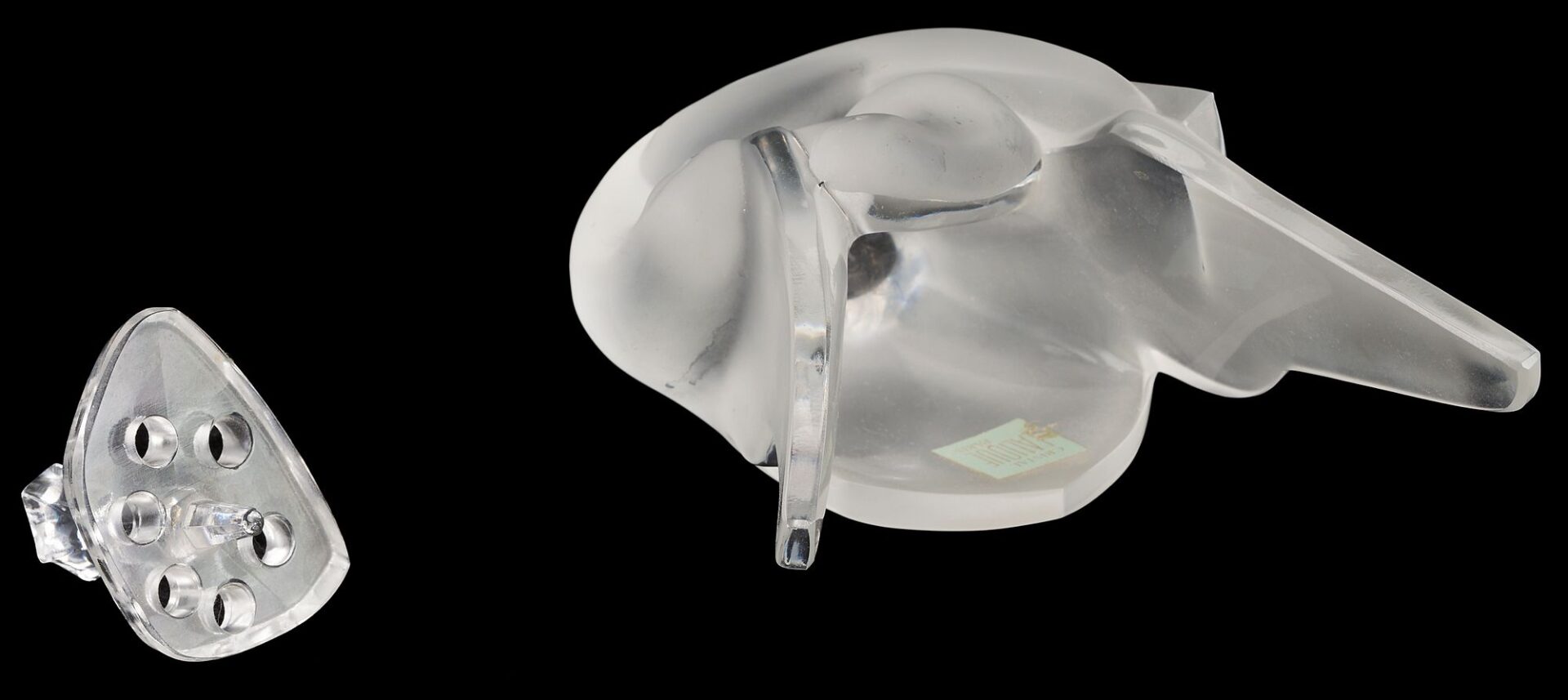 Lot 364: Lalique Burges Pigeon and Sylvie Flower Frog Vase
