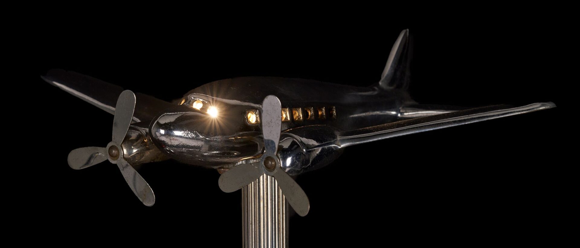 Lot 386: Art Deco Airplane Lighted Smoking Stand