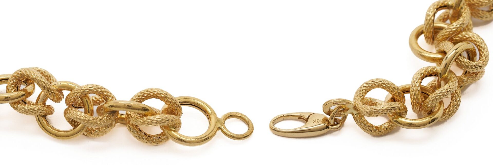 Lot 41: 18K Gold Chain Necklace