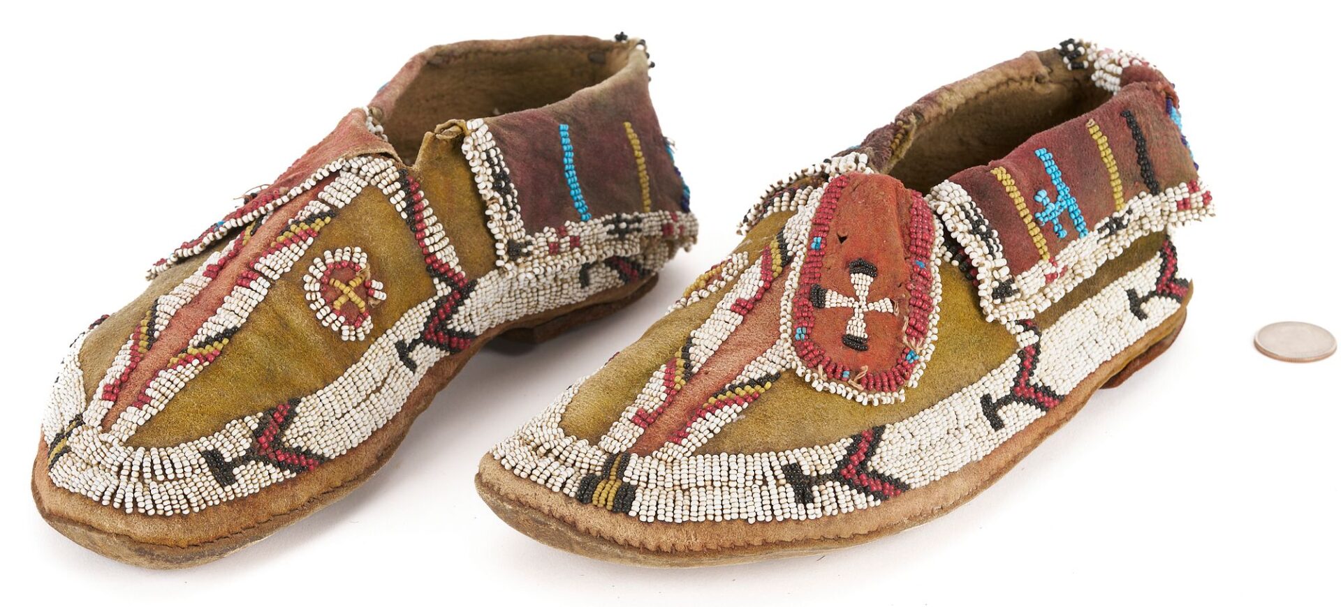 Lot 462: Pair of Native American Beaded Moccasins