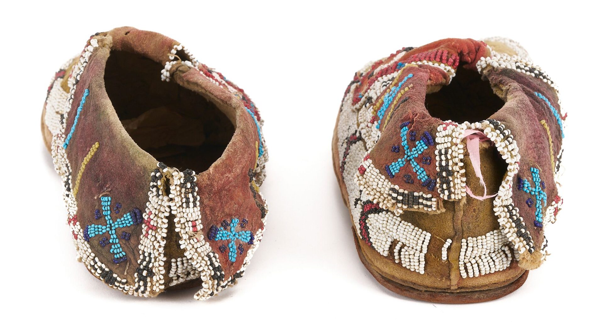 Lot 462: Pair of Native American Beaded Moccasins