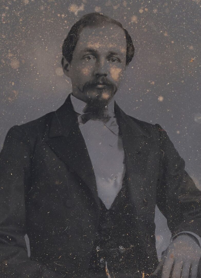 Lot 475: 4 Portraits of men incl. Winfield Scott, Civil & Rev. War