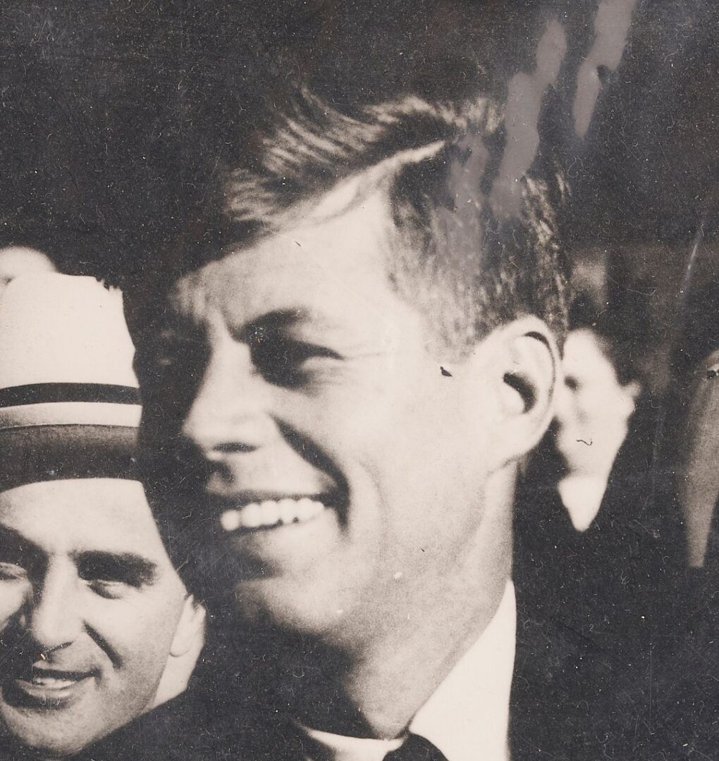 Lot 488: 6 Historical Photos incl. FDR and JFK
