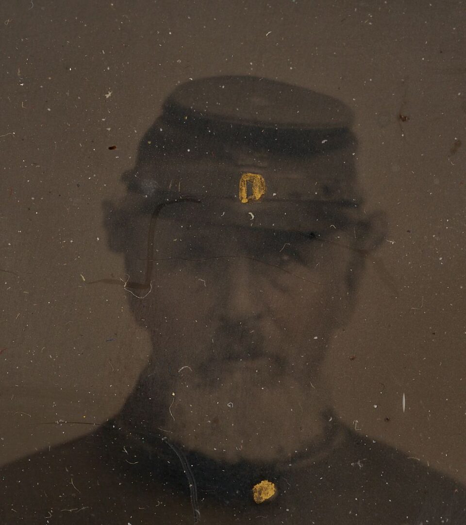 Lot 503: 2 Civil War Tintypes of Union Soldiers
