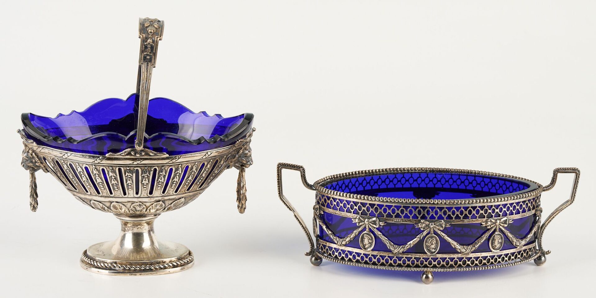 Lot 62: 23 Continental .800 Silver & S/P Table Items
