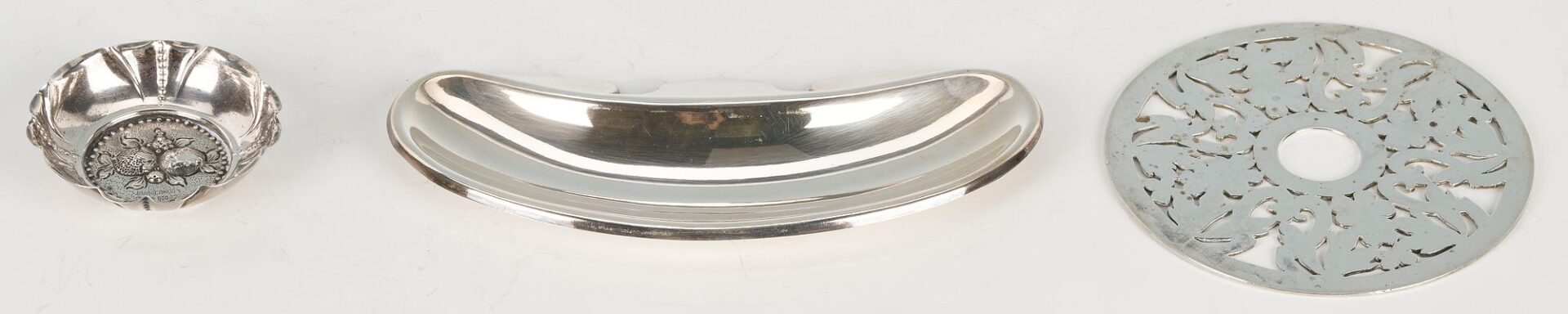 Lot 62: 23 Continental .800 Silver & S/P Table Items