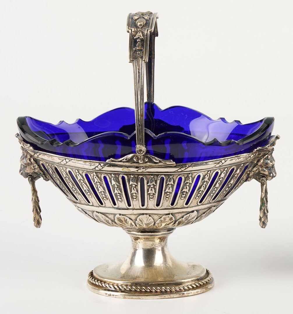Lot 62: 23 Continental .800 Silver & S/P Table Items
