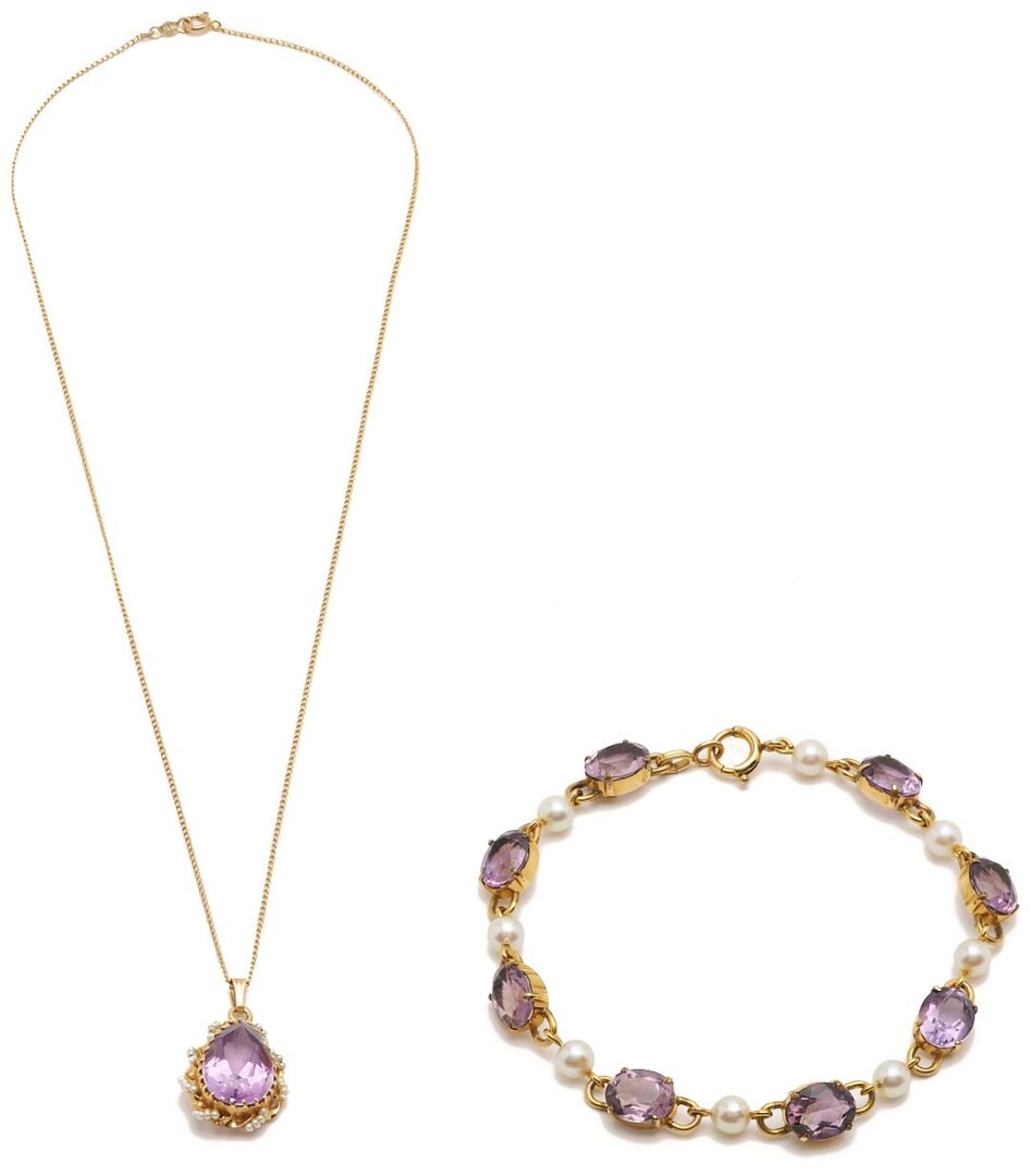 Lot 635: Yellow Gold & Amethyst Bracelet, Necklace, and 2 Earring Pairs