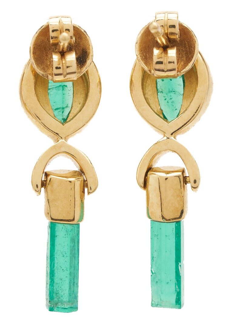 Lot 638: 18K Gold, Emerald, & Diamond Pendant & Earrings