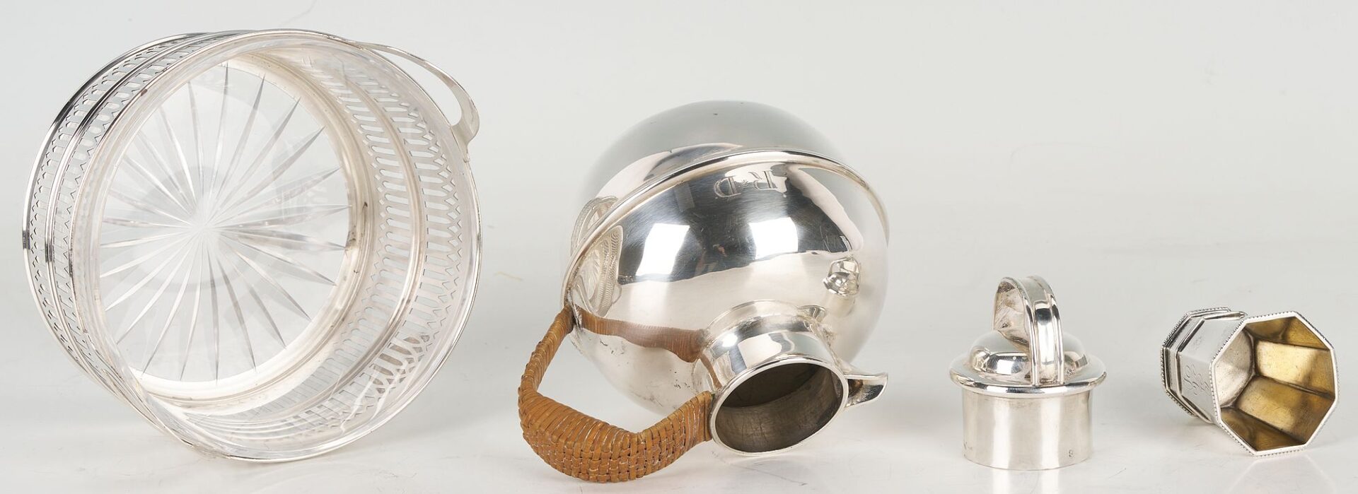 Lot 646: 22 Assorted Sterling Silver Items, incl. Hollowware